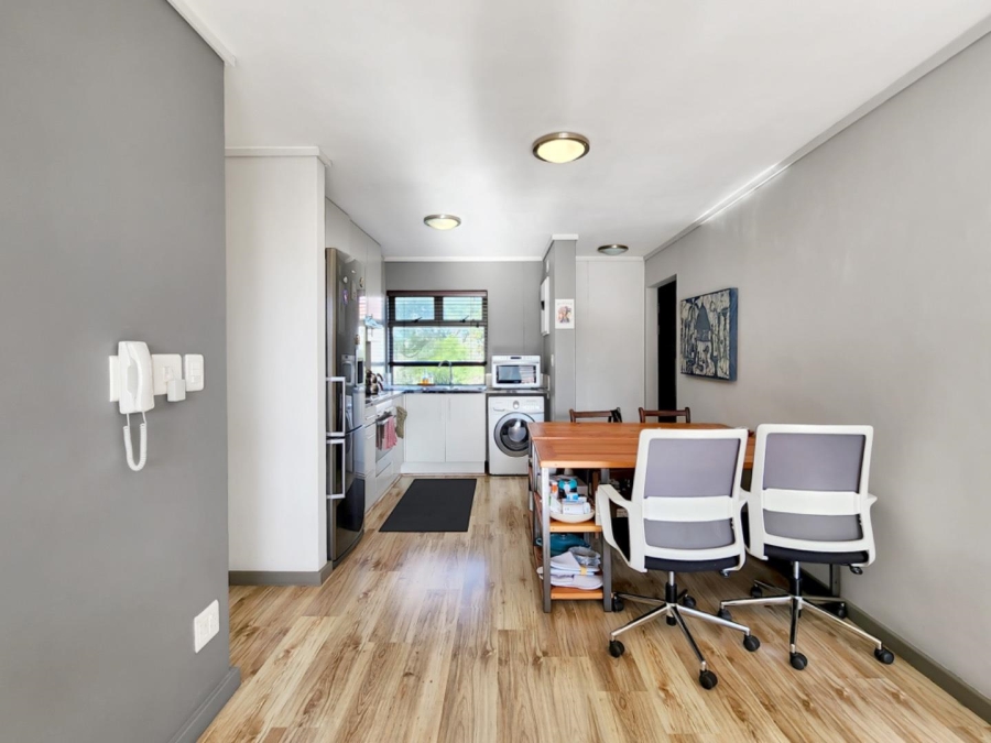 To Let 2 Bedroom Property for Rent in Sea Point Western Cape